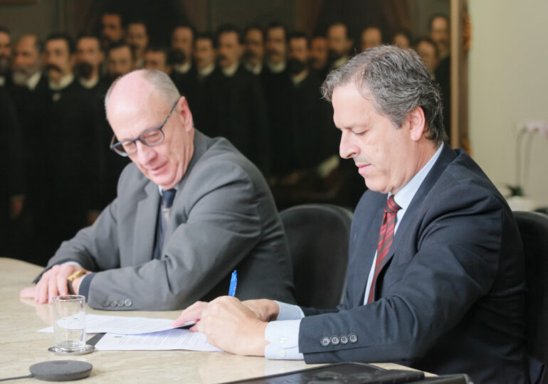 Pelo Estado 3/09 Justiça Eleitoral de SC inova mais uma vez a serviço do eleitor e da democracia
