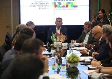 Pelo Estado 23/11: Ministro visita Santa Catarina