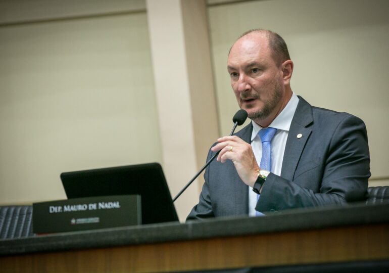 Pelo Estado 04/04: Saúde em SC deixa deputados desconfortáveis