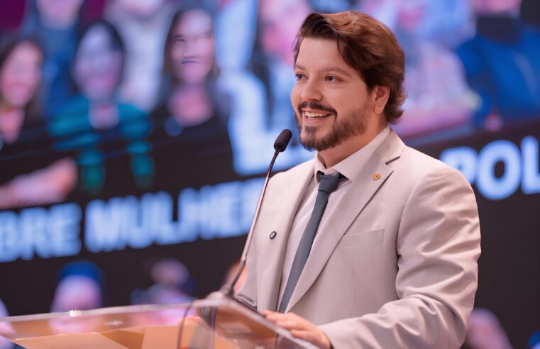 Pelo Estado Entrevista – Alex Brasil, deputado estadual