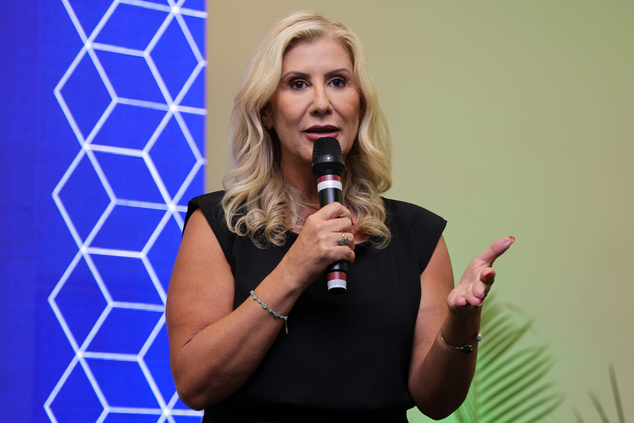 Pelo Estado Artigo: Valorizar quem ensina é construir o futuro de Santa Catarina