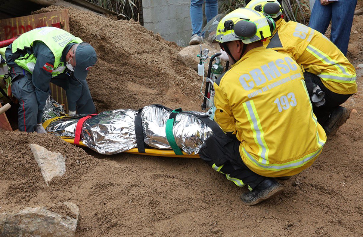 Pelo Estado 03/03: SC realiza maior simulado de preparação para desastres do país