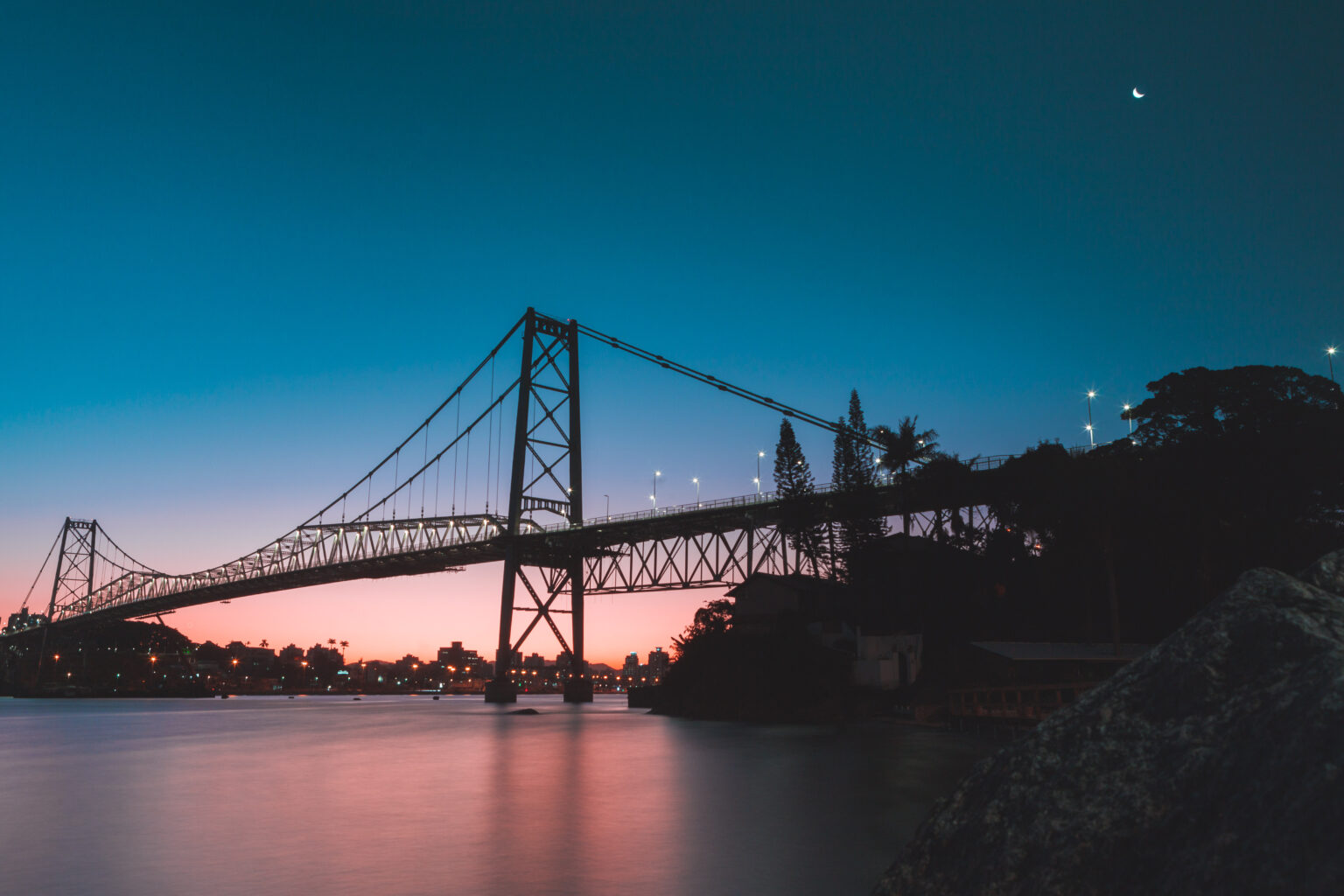Pelo Estado 31/05: Símbolo de Santa Catarina, Ponte Hercílio Luz chega aos 100 anos
