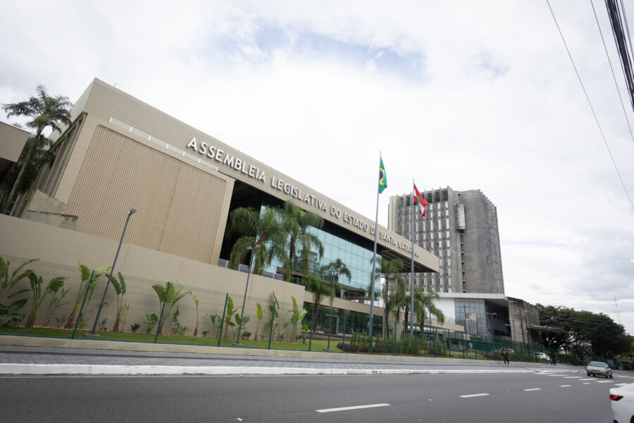 Pelo Estado 30/09: Maioria dos candidatos à Alesc nunca exerceram um mandato