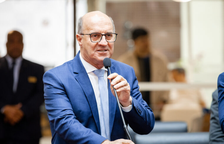 Pelo Estado Entrevista: “Santa Catarina perde R$ 400 milhões por ano na saúde por falta de quem brigue em Brasília”